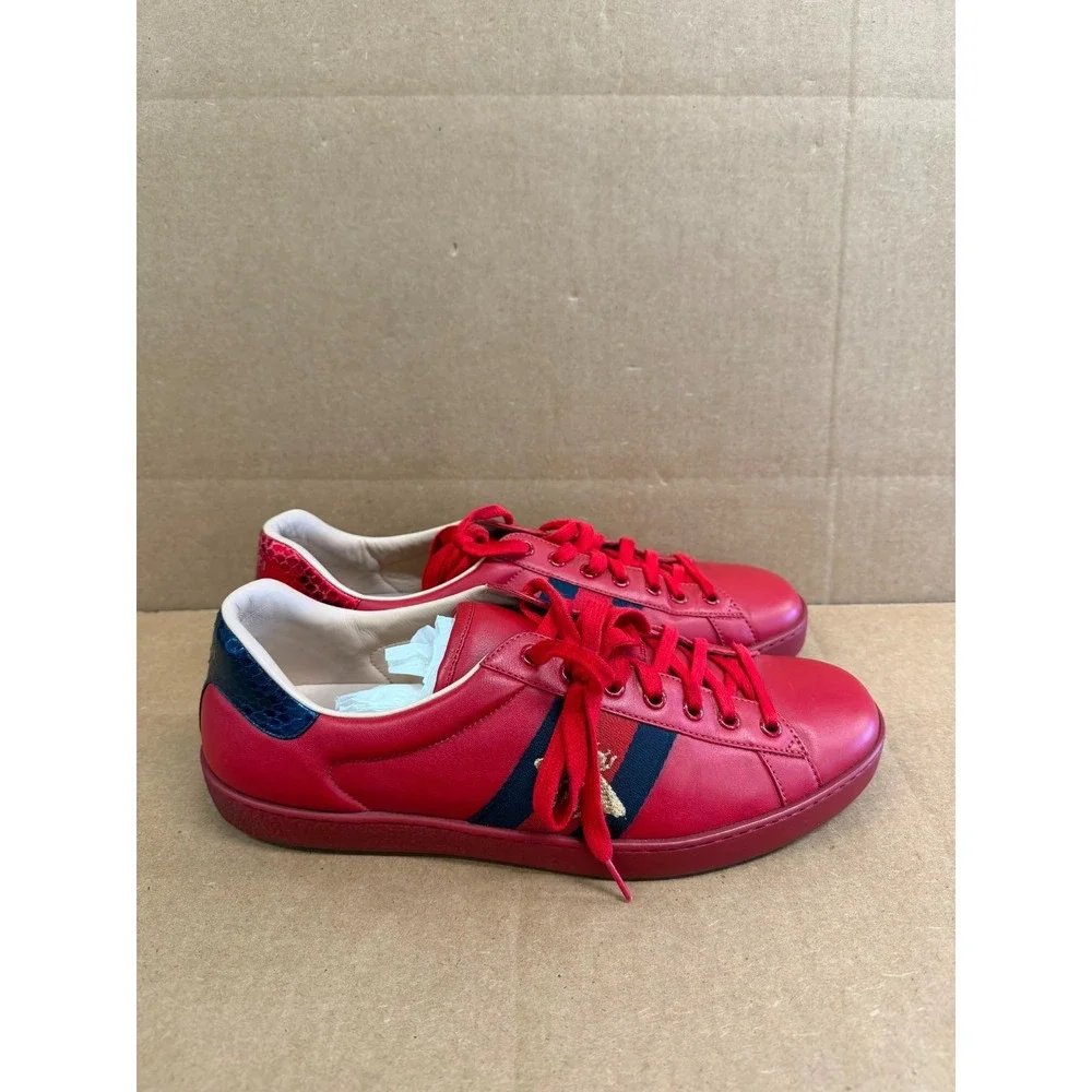 Gucci Ace Embroidered Bee Leather Low Top Sneakers Red Navy Mens Size 10 US